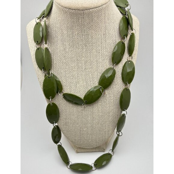 Vintage Olive Green Beaded Necklace Faceted Oval Beads Silver Tone Long 44 Inch - Picture 8 of 8